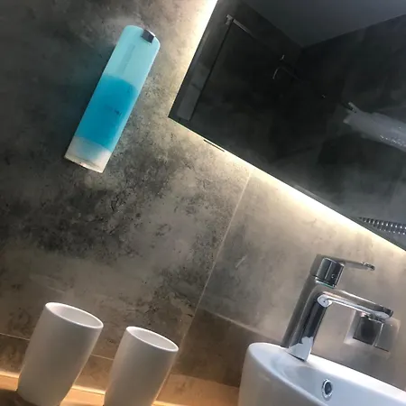 Insen Manufaktura Sauna I Masaze Bezplatny Parking *