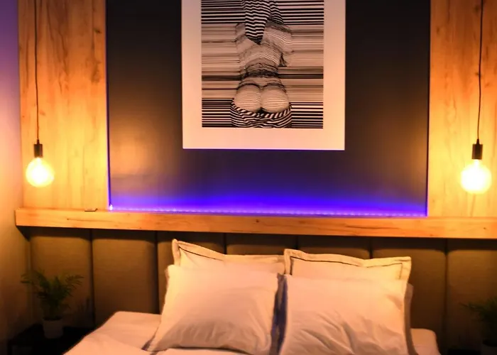 شقة Bakery Apartmenty Manufaktura, Klimatyzacja, Parking, Wejscie Na Kod